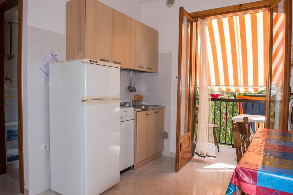 Alba Del Gargano Home เวียสเต ภายนอก รูปภาพ