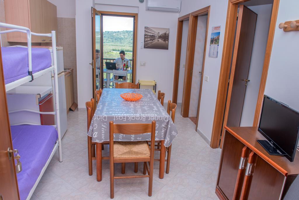 Alba Del Gargano Home เวียสเต ภายนอก รูปภาพ